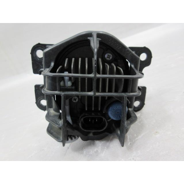 良品 スズキ スペーシア MK53S 純正 LED 右 フォグランプ : 株式会社