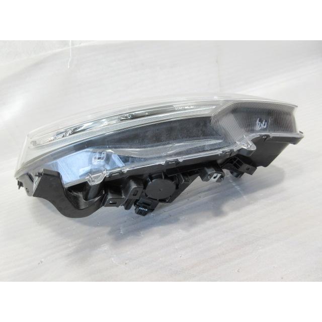 良品 ホンダ フリード プラス GB5 純正 LED 右 ヘッドライト : 株式