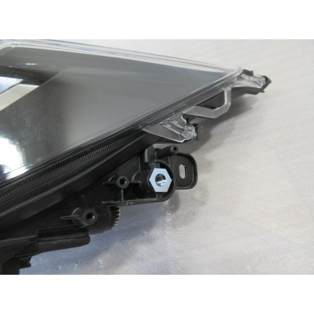 良品 トヨタ カローラ ツーリング NRE210/ZWE214 純正 LED 左 ヘッド