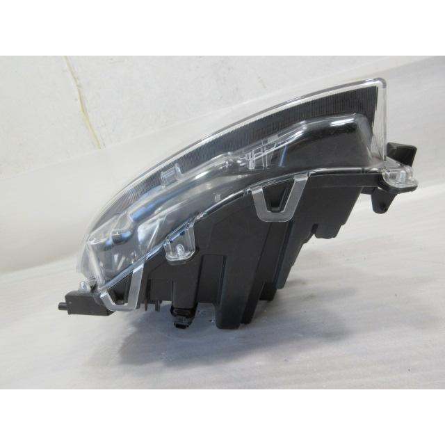 トヨタ ルーミー カスタム M900A/M910A 後期 純正 LED 右 ヘッド