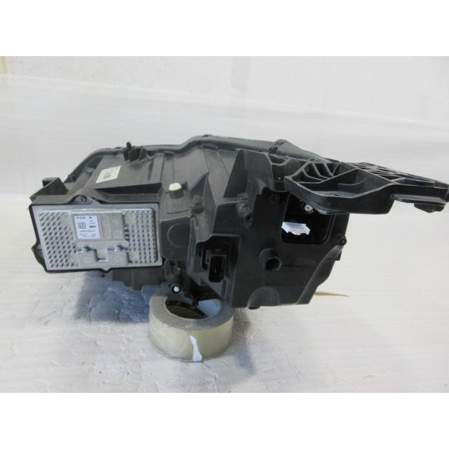 良品 プジョー 3008 P84 純正 LED 右 ヘッドライト : 株式会社MKParts