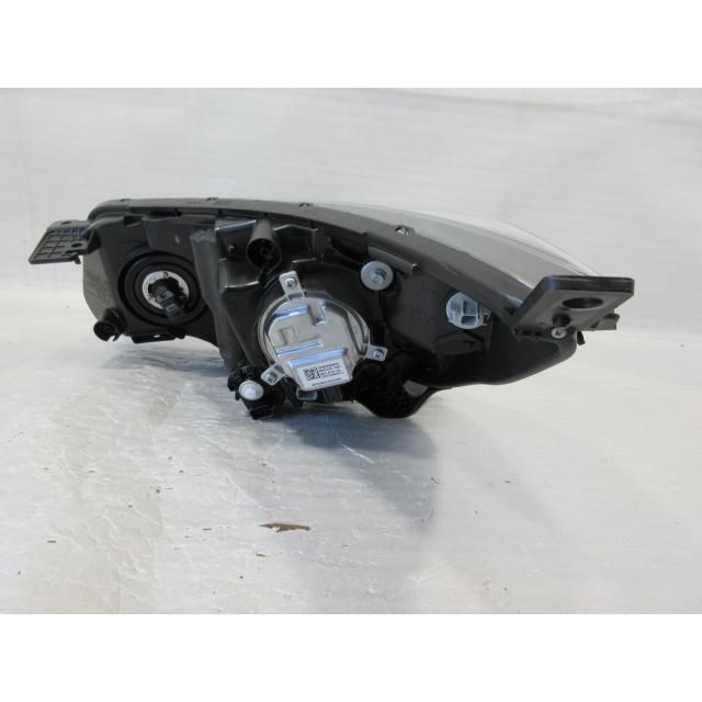 未使用品 ホンダ フリード ＋ GB5 純正 LED 右 ヘッドライト : 株式