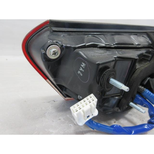 良品 レクサス LS VXFA50/VXFA55 純正 右 トランクテールランプ : 株式