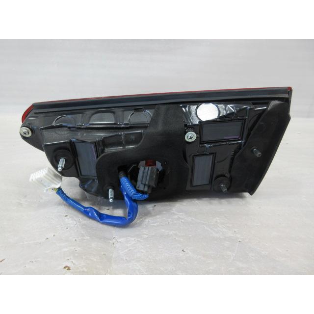 良品 レクサス LS VXFA50/VXFA55 純正 右 トランクテールランプ : 株式