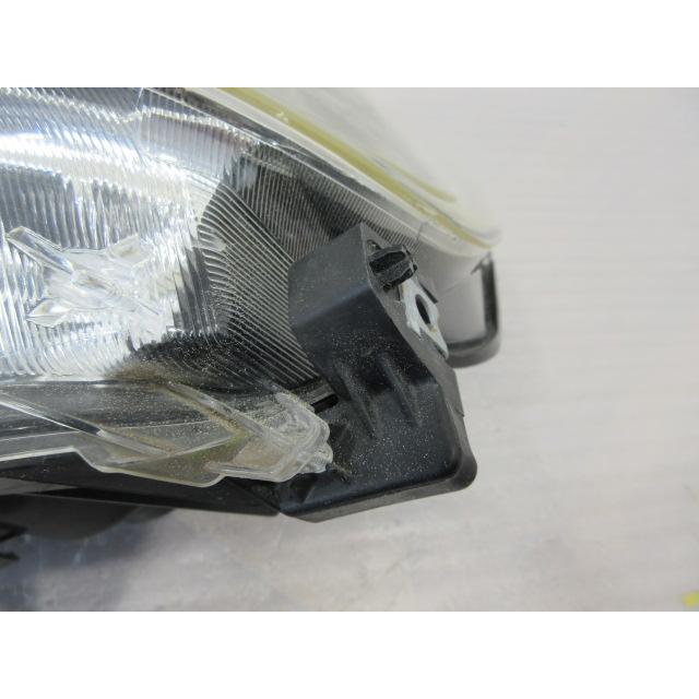 スズキ ワゴンR スティングレー MH34S 純正 HID 左 ヘッドライト