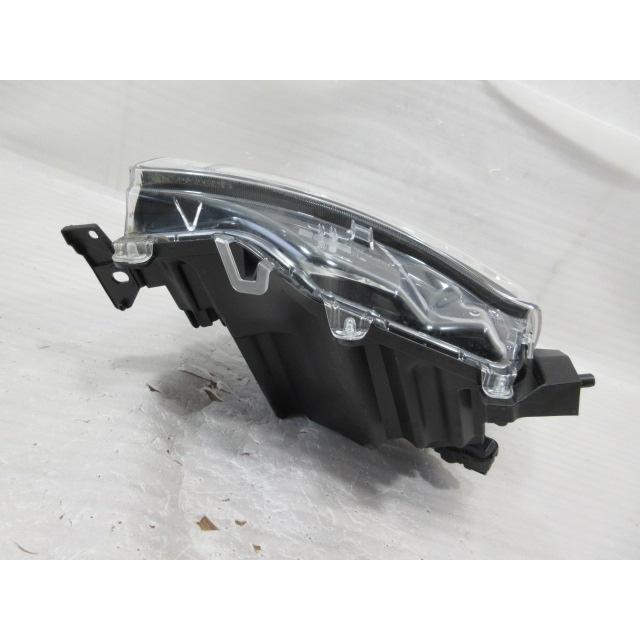 良品 トヨタ ルーミー M900A/M910A 後期 純正 LED 左 ヘッドライト