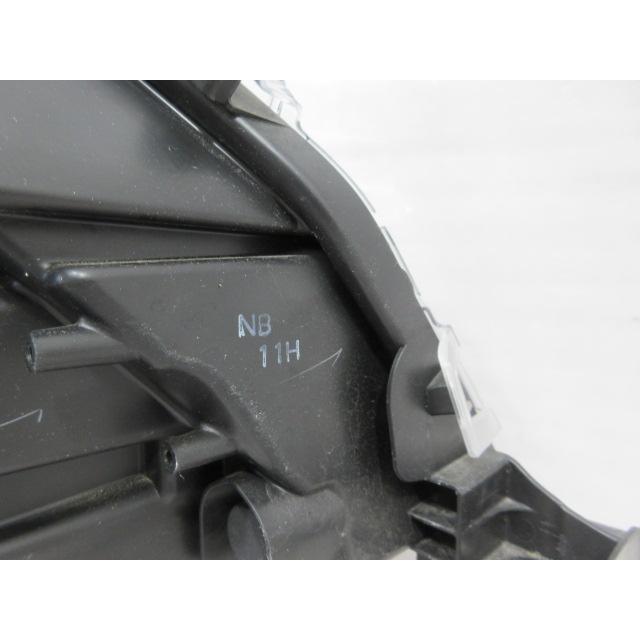 ルーミー　カスタム　後期型　LED ヘッドライト　左側 良品 トヨタ ルーミー M900A/M910A 後期 純正 LED 左 ヘッドライト