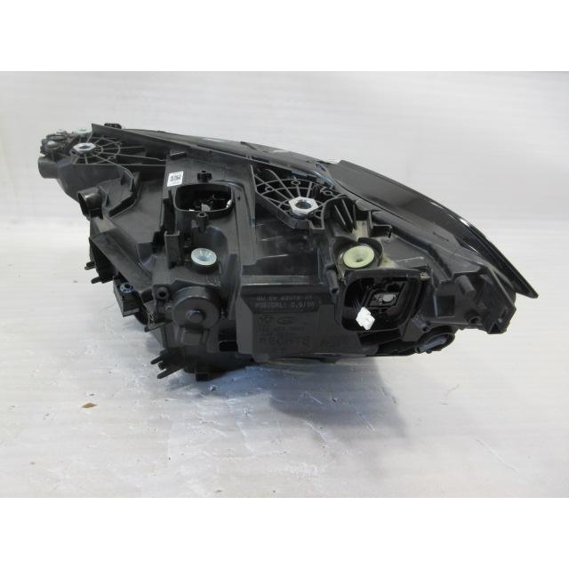 良品 BMW ４シリーズ G22/G26 純正 LED 右 ヘッドライトの画像