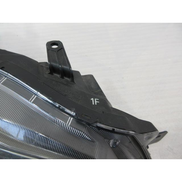 スバル インプレッサ GP/GJ 純正 HID 右 ヘッドライト : 株式会社