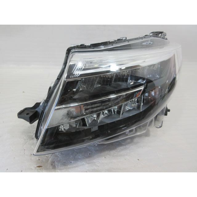 ルーミー　後期　ヘッドライト 良品 トヨタ ルーミー カスタム M900A/M910A 後期 純正 LED 左 ヘッド