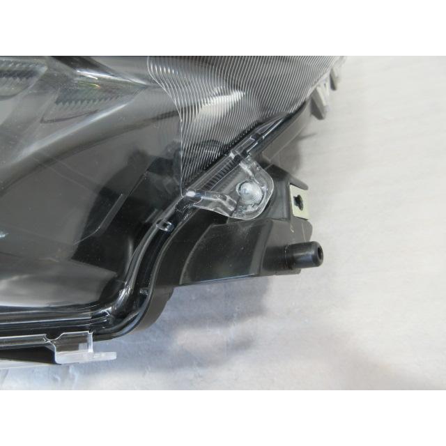 良品 トヨタ ルーミー カスタム M900A/M910A 後期 純正 LED 左 ヘッド