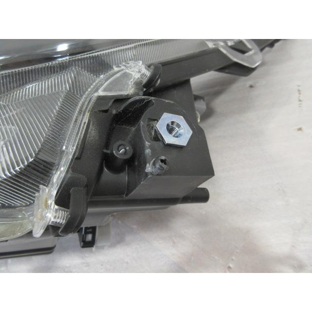 トヨタ アクア NHP10 後期 左側 LEDヘッドライト トヨタ アクア NHP10 後期 純正 LED 左 ヘッドライト : 株式会社