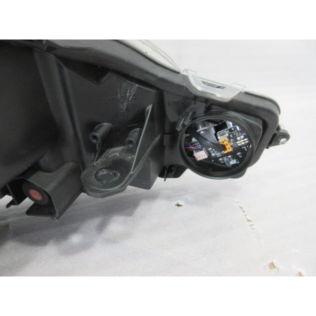 トヨタ アクア NHP10 後期 純正 LED 左 ヘッドライト : 株式会社