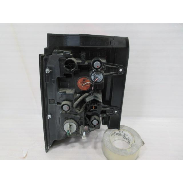 三菱 デリカ D:5 CV1W 後期 純正 右 テールランプ : 株式会社MKParts