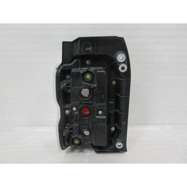 良品 スズキ ハスラー MR52S/MR92S 純正 右 テールランプ : 株式会社