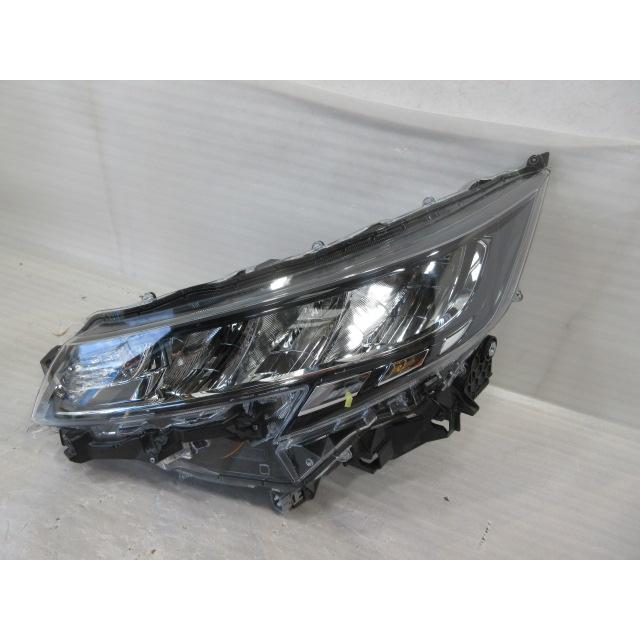 トヨタ　ノア　90 ヘッドライト 左右 ノア NOAH 90系 MZRA90W ZWR90W 純正LED右ヘッドライト ICHIKOH