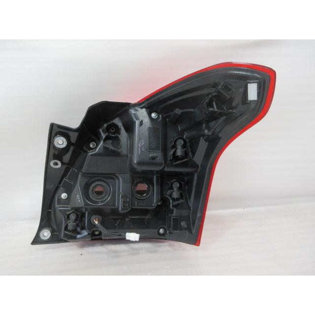 zc33s 純正テールランプ左側 良品 スズキ スイフト スポーツ ZC33S 純正 左 テール ランプ : 株式