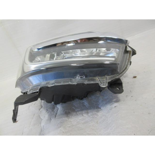 HONDA N-BOX カスタム　ヘッドライト　LED 右　JF3 JF4 ホンダ N BOX カスタム JF3 純正 LED 右 ヘッドライト 刻印：J
