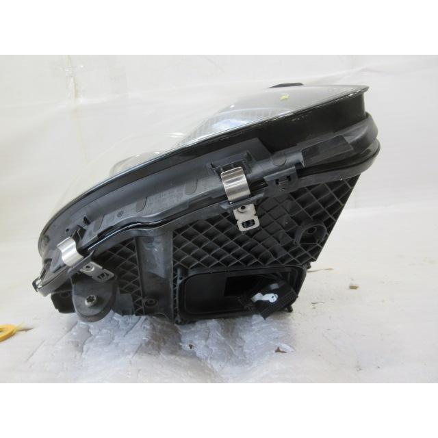 良品 メルセデス・ベンツ Cクラス W205 後期 純正 LED 右 ヘッドライト