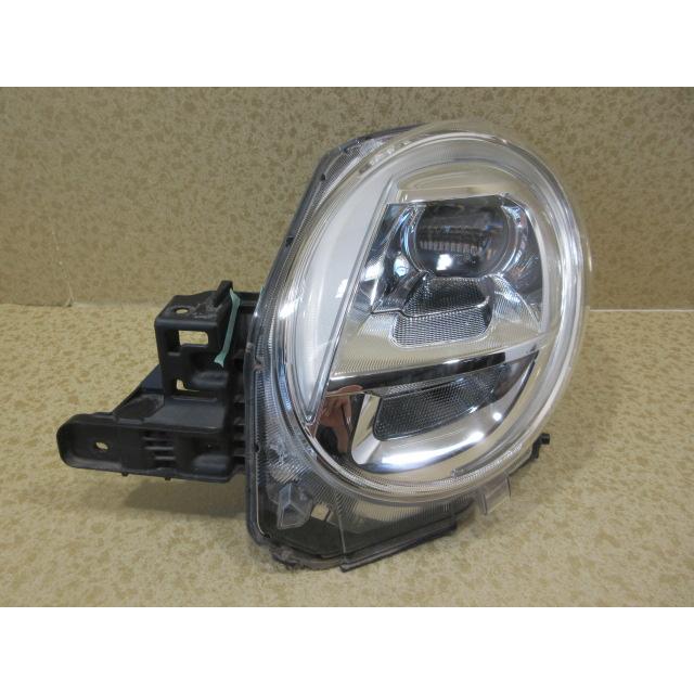 ダイハツキャスト左ヘッドライト