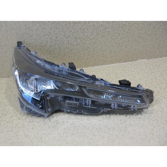 良品 トヨタ カローラ スポーツ NRE210 純正 LED 右 ヘッドライト
