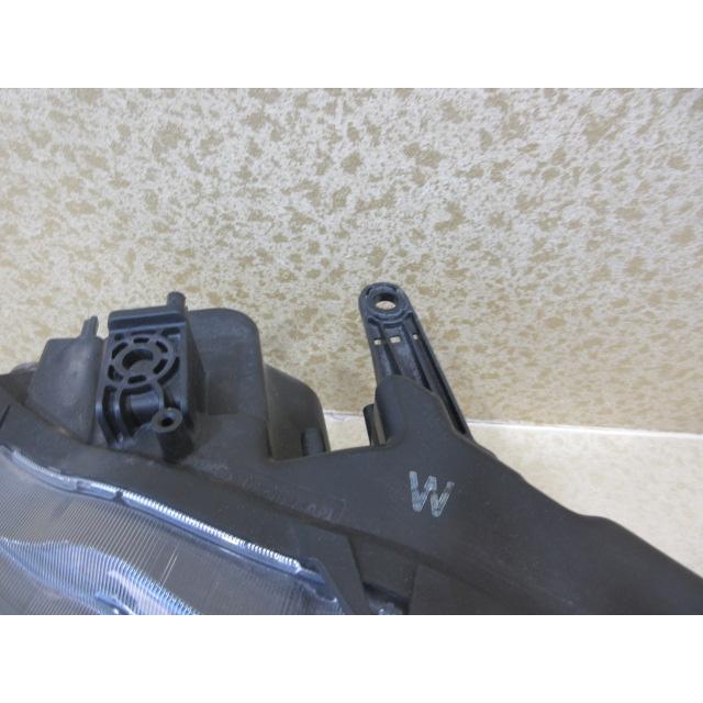 良品 日産 エクストレイル T32 後期 純正 LED 右 ヘッドライト