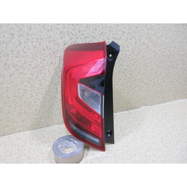 ホンダ GP5 フィット ハイブリッド 後期 純正 左右 テールランプ 良品 ホンダ フィット HV GP5 後期 純正 左 テール ランプ