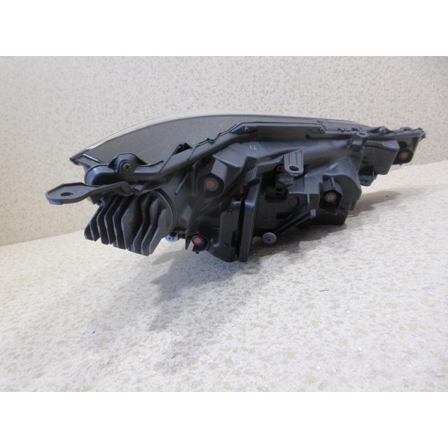 良品 レクサス NX AAZA20/TAZA25 3眼 純正 LED 左 ヘッドライト 81185