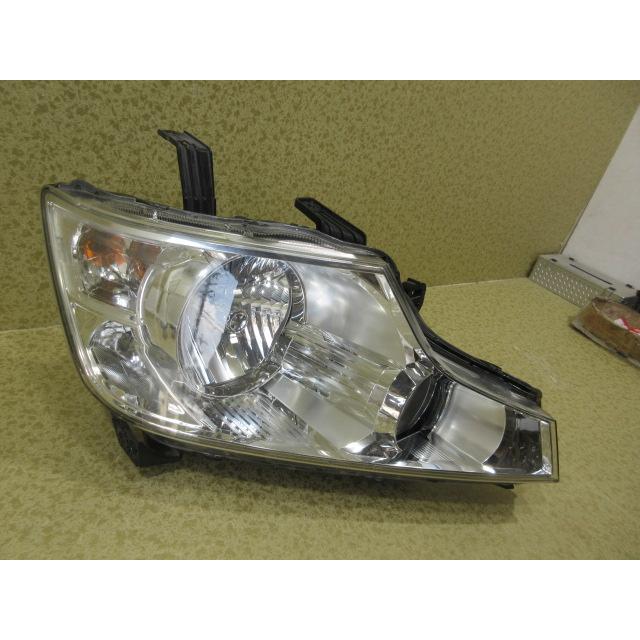 ホンダ ステップワゴン RK1/RK2 純正 HID 右 ヘッドライト コーナー