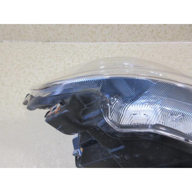 スズキ ワゴンR スティングレー MH23S 純正 HID 右 ヘッドライト