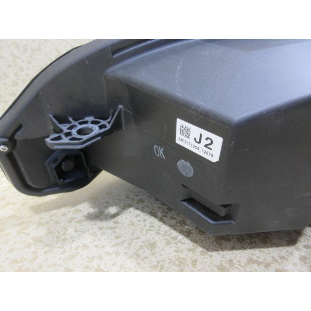 良品 ホンダ ZR-V RZ3/RZ5 純正 LED 右 ヘッドライト 刻印：J2 33100
