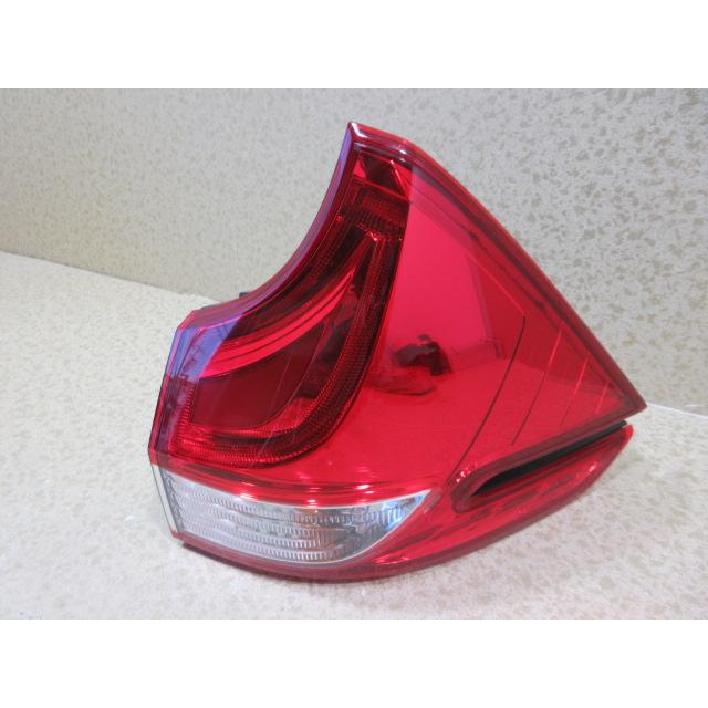 ホンダ フリード GB5 純正 右 テール ランプ 刻印 ：J0 33500-TDK-J01