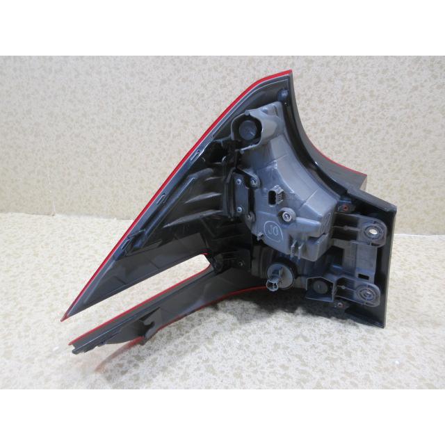 ホンダ フリード GB5 純正 右 テール ランプ 刻印 ：J0 33500-TDK-J01