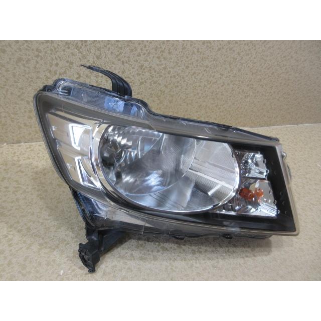 ホンダ フリード スパイク GB3 純正 HID 右 ヘッドライト 刻印：N