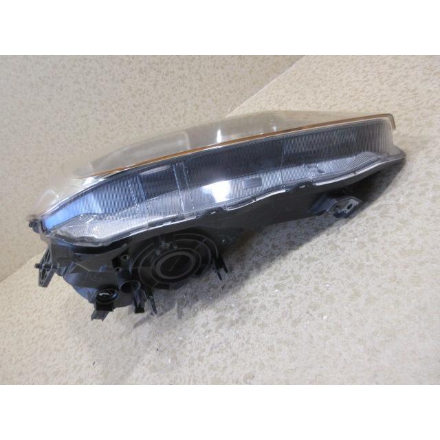 ホンダ フリード スパイク GB3 純正 HID 右 ヘッドライト 刻印：N