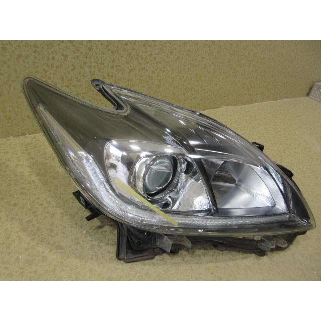 プリウス ZVW30 後期 Sグレード 純正 HID ヘッドライト 左右セット トヨタ プリウス ZVW30 後期 純正 HID 右 ヘッドライト : 株式