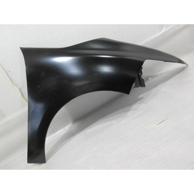 希少 シトロエン C4 ピ カソ 純正テ右側 未使用・未塗装品 シトロエン C4 ピカソ 純正 右 フロント フェンダー