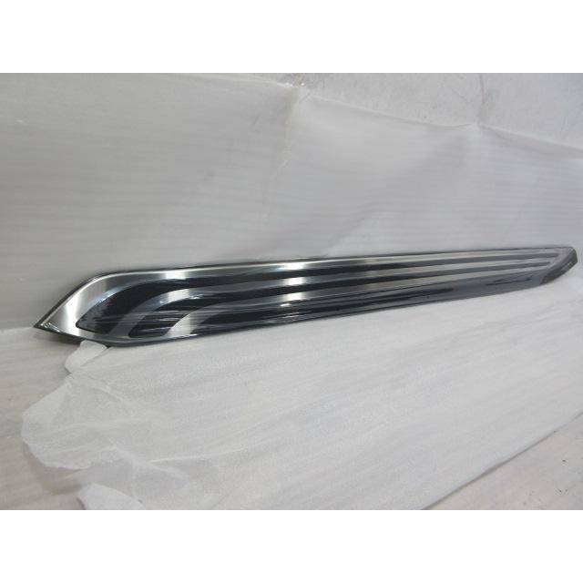車 レクサス LX600 700h VJA300W モデリスタ左サイドメタルプレート