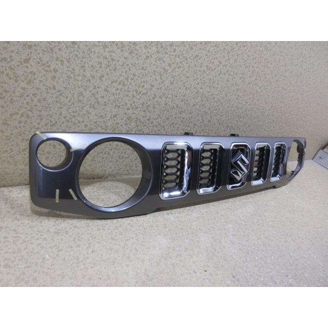 スズキ ジムニー ノマド JC74W 純正 フロント グリル 72111-80T0