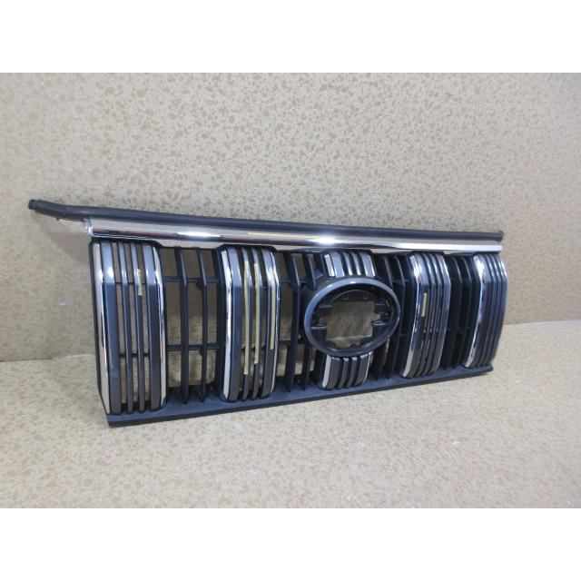 トヨタ ランクル プラド TRJ150W 後期 純正 フロント グリル 53111