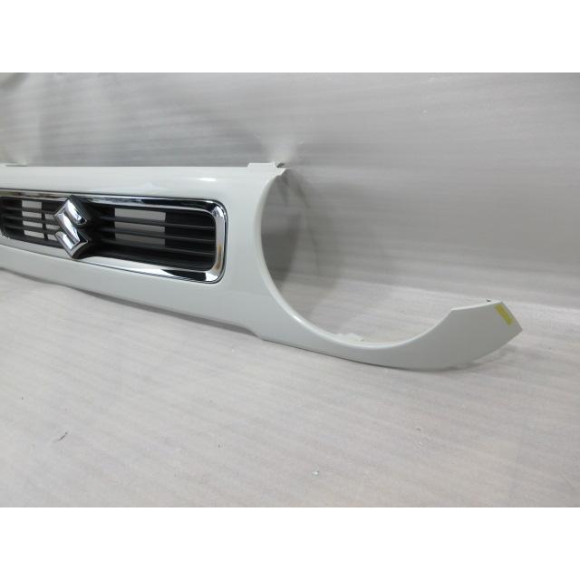 スズキハスラー　純正フロントグリル改(MR52s. MR92s) スズキハスラー純正フロントグリル改(MR52s. MR92s)＋ヘッドライ