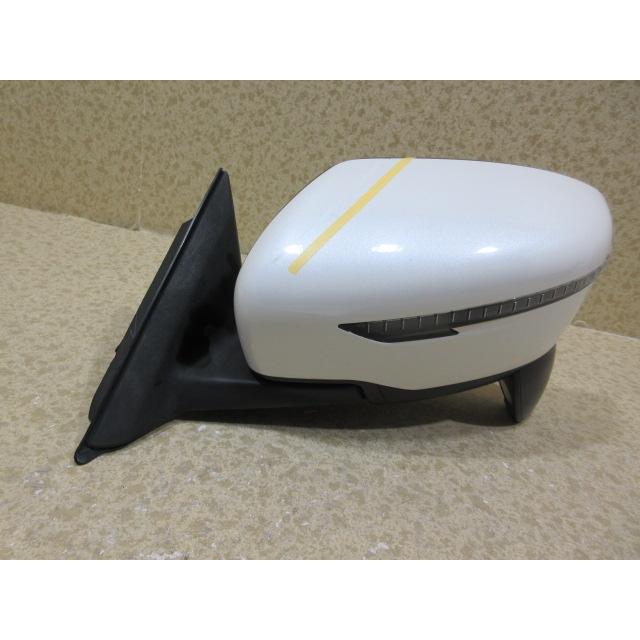 日産 エクストレイル T32 純正 ウィンカー・ヒーター付き 左ドアミラー