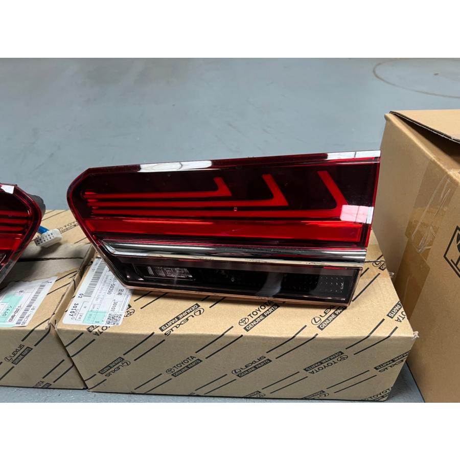 送料無料 極上品 レクサス LS500 前期型 リア テールランプ 一式 外側