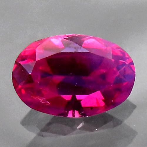 ルース ルビー 0.47ct テリ良好 高彩度の赤 ベトナム 瑞浪鉱物