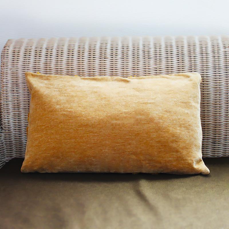 送料無料 mocoクッションカバー 30cm×50cm ベルベット イエロー 送料無料 mocoクッションカバー 30cm×50cm ベルベット イエロー
