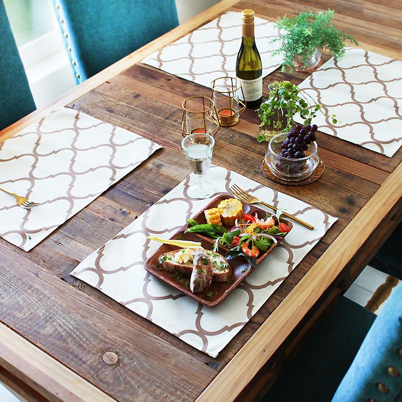 送料無料 4枚セット プレースマット モロッカン柄 01 Gold ベージュ ゴールド ブロンズ ホワイト 白 ランチョンマット 最適な材料