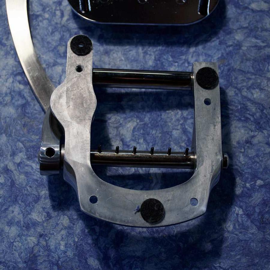 y*m様 BIGSBY B5とV5-TEV-2-SC-KIT／ビグスビー／テレキ V5-TEV-SC Stage II Mounting Kit | VIBRAMATE | 取扱いブランド