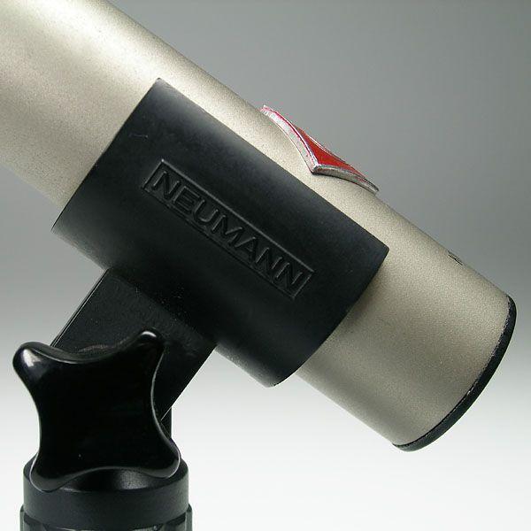 NEUMANN/KM 185 mt_2
