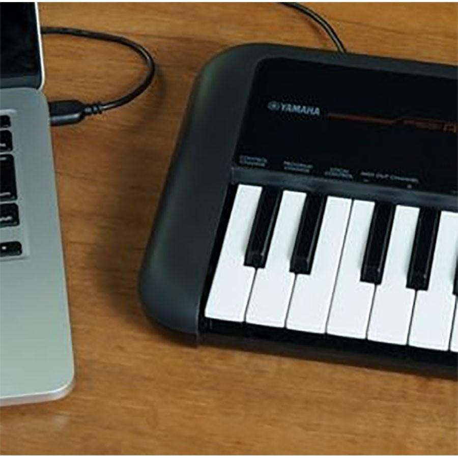 ヤマハ　ミニキーボード　PSS-A50 Amazon.com: Yamaha, 37-Key Portable Keyboard (PSS-A50