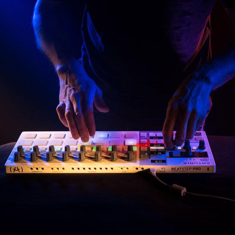 ARTURIA/BEATSTEP PRO : 宮地楽器Yahoo!店 - 通販 - Yahoo!ショッピング